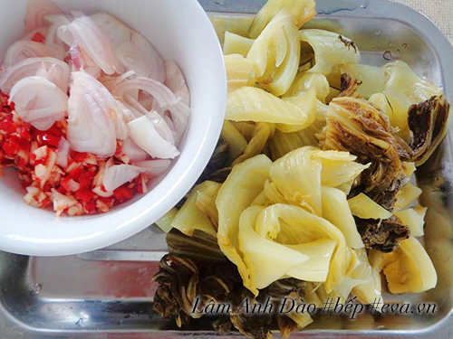 Ba chỉ xào dưa cải chua cực kỳ tốn cơm đấy nhé! - 3