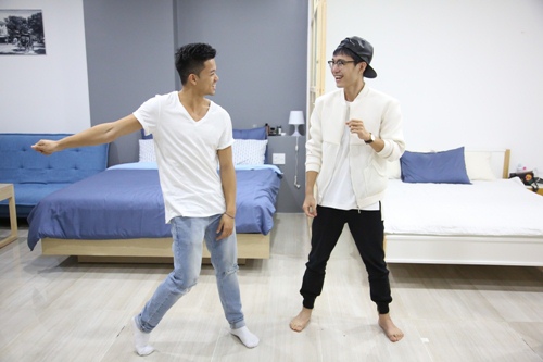 Trọng Hiếu mặc giản dị đến “truyền lửa” cho đội Khắc Hưng - 4