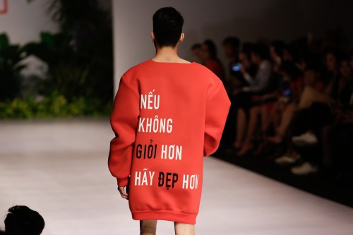 Bị ngộ độc thực phẩm, Thanh Hằng vẫn quot;cháyquot; hết mình - 8