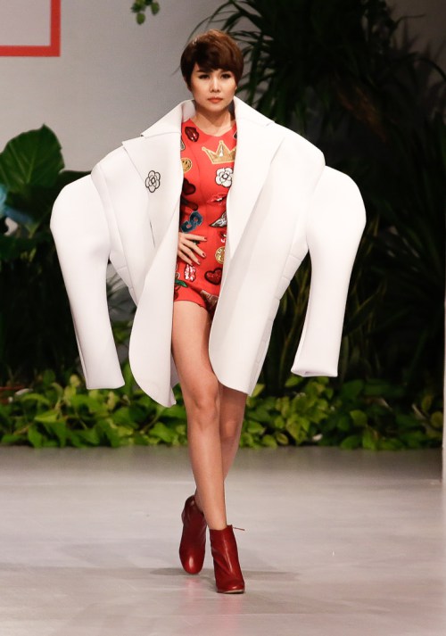 Bị ngộ độc thực phẩm, Thanh Hằng vẫn quot;cháyquot; hết mình - 2