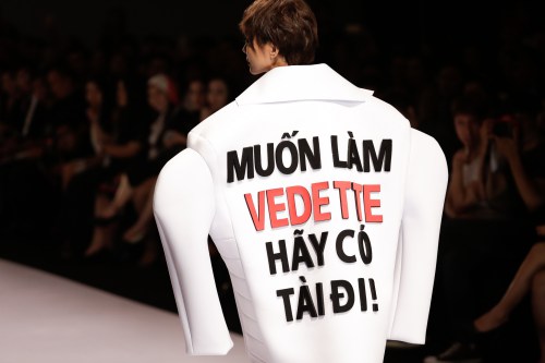 Bị ngộ độc thực phẩm, Thanh Hằng vẫn quot;cháyquot; hết mình - 5