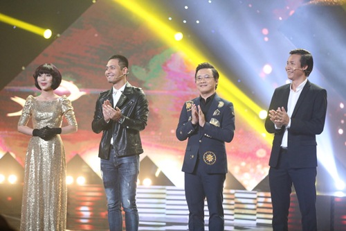 Đàm Vĩnh Hưng cắt phăng tóc của nữ thí sinh ngay trên sóng trực tiếp - 17