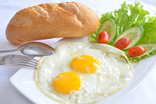 Để không HẠI sức khỏe, bạn nên ăn 7 thực phẩm này trong bữa sáng! - 3