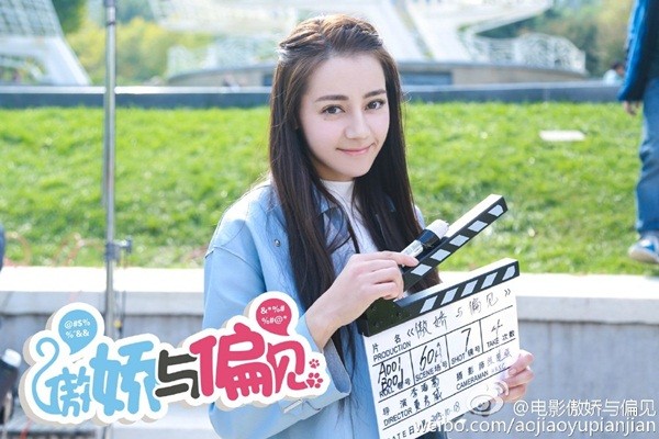 quot;Mỹ nhân Tân Cươngquot; bí mật tới concert của quot;bạn traiquot; Trần Vỹ Đình - 2