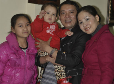 Ồn ào chia tay bạn gái kém 18 tuổi và đường tình lận đận của danh hài Chiến Thắng - 4