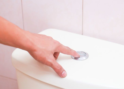 Người mẹ dùng nước ngọt để tẩy bồn cầu và kết quả thật bất ngờ - 5