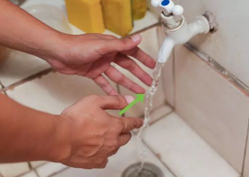 Cách pha sữa chuẩn từng bước một cho con để tránh sai lầm đáng tiếc - 2