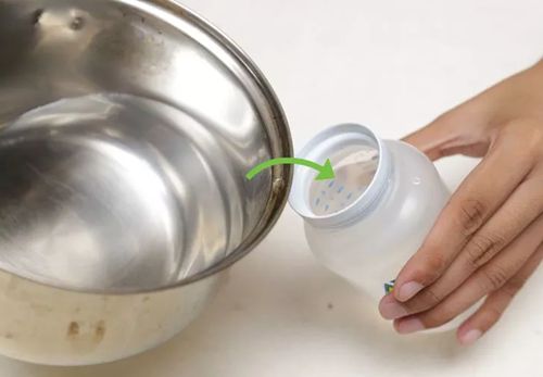 Cách pha sữa chuẩn từng bước một cho con để tránh sai lầm đáng tiếc - 5