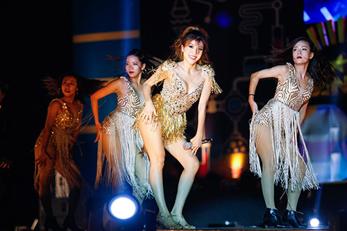 Phương Thanh mang đầu trọc đọ giọng cùng “mẹ một con” Thu Minh - 20