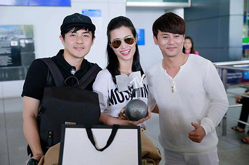 Không phải anh chị em nhưng những cặp sao Việt này có ngoại hình giống nhau như lột - 2