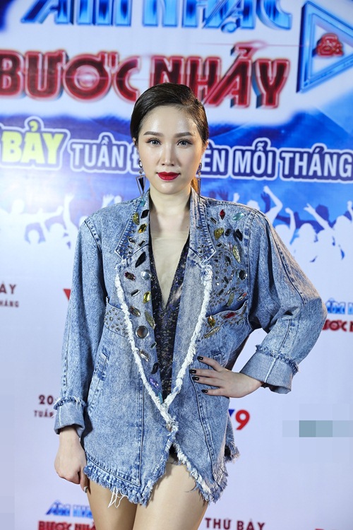 Hiền Thục trẻ như gái đôi mươi trong hậu trường - 3