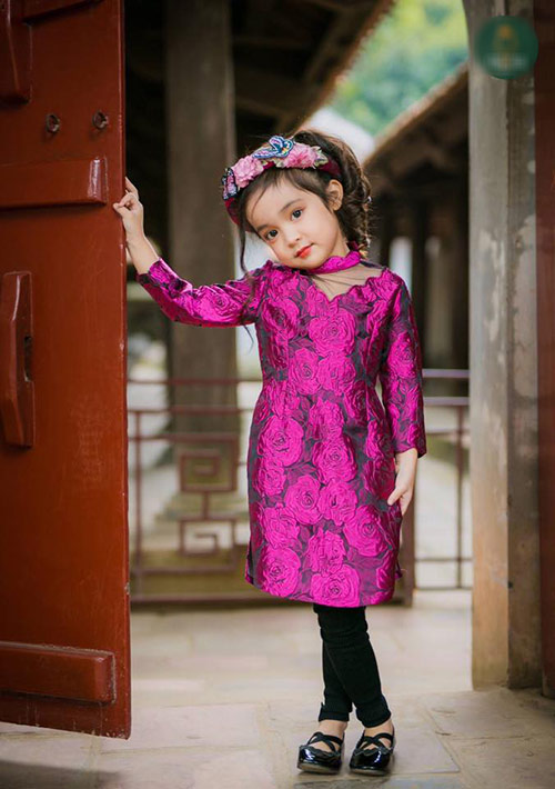 Bé gái Hà Nội được hứa hẹn quot;sinh ra để làm hoa hậuquot; - 14