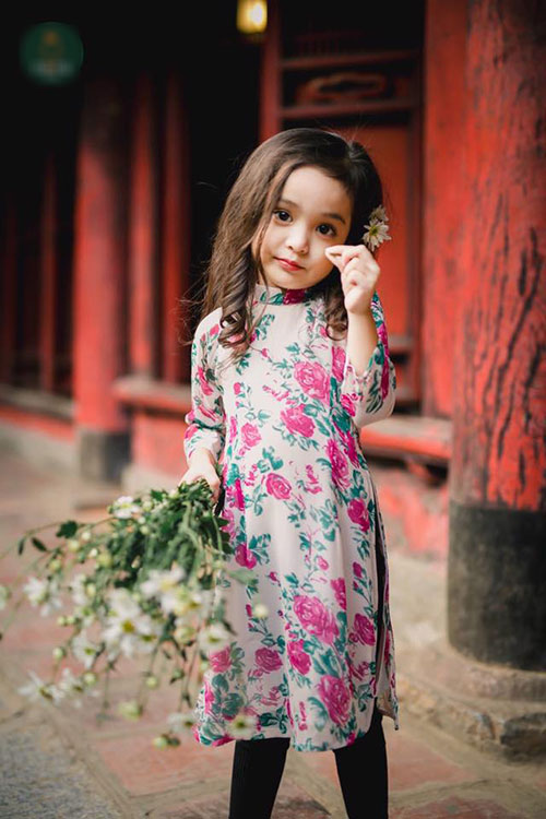 Bé gái Hà Nội được hứa hẹn quot;sinh ra để làm hoa hậuquot; - 18