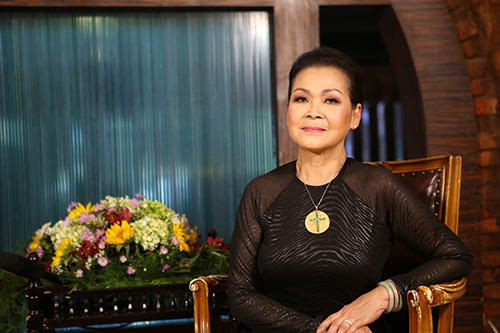 Danh ca Khánh Ly không sợ bị chê già, xấu khi đứng cạnh Hồ Ngọc Hà - 9