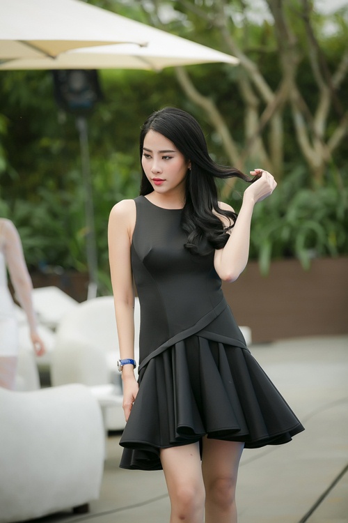 Lan Khuê, Nam Em hào hứng quot;támquot; chuyện về thiên thần nội y - 3