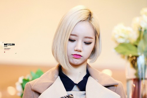 6 kiểu tóc ngang vai giúp trẻ ra cả chục tuổi đang được hội chị em rất chuộng - 12