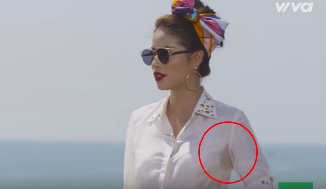 Muôn vàn sự cố thời trang khiến sao Việt quot;ngượng chín mặtquot; - 2