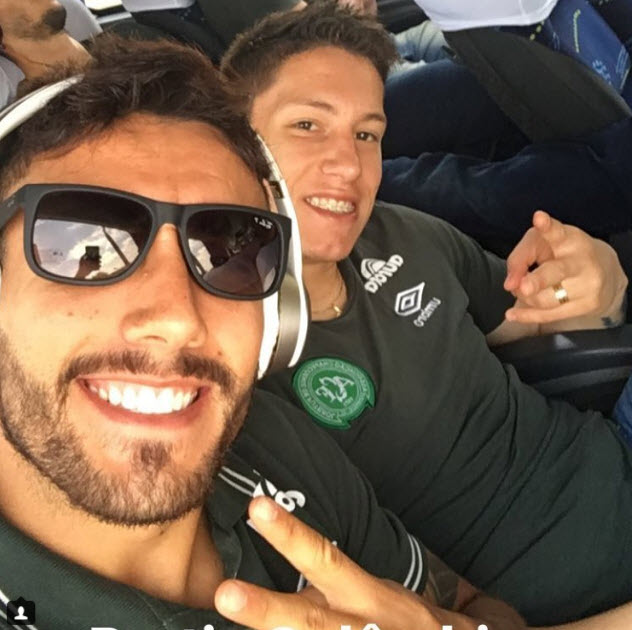 Chàng trai sống sót trong tai nạn máy bay Brazil nói 1 câu khiến bao người bật khóc - 2