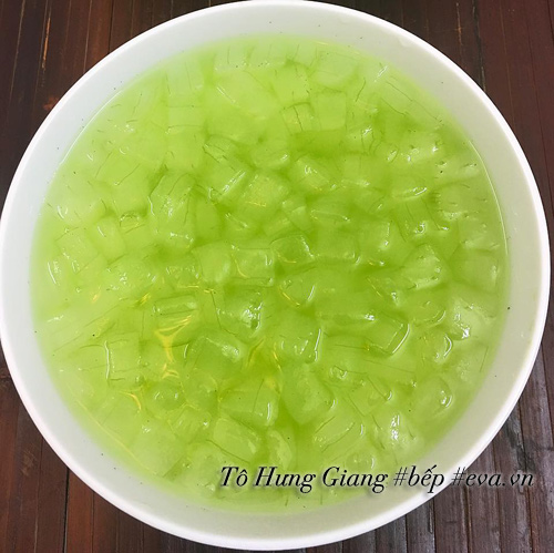 Da khô bong nứt sẽ được chữa lành nhờ uống nước nha đam kiểu này mỗi ngày - 5