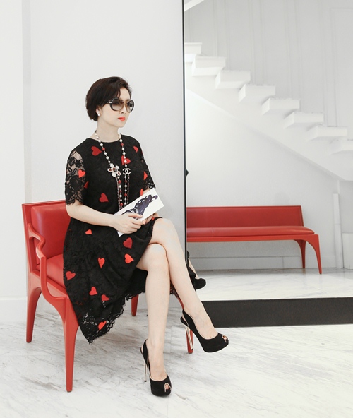 HH Giáng My chuẩn bị váy áo trước cả 10 ngày để làm MC - 4