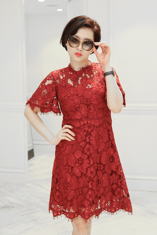 HH Giáng My chuẩn bị váy áo trước cả 10 ngày để làm MC - 8