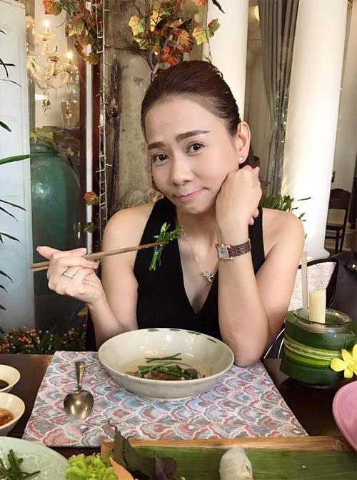 Sao Việt 24h qua: Hình ảnh chân thực của ông xã Ốc Thanh Vân bên con gái vào ngày mới - 12