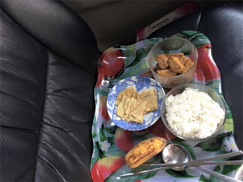 Sao Việt 24h qua: Hình ảnh chân thực của ông xã Ốc Thanh Vân bên con gái vào ngày mới - 18