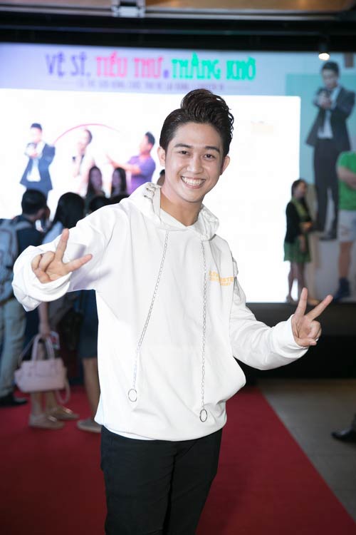 Sánh đôi cùng Võ Cảnh, Angela Phương Trinh thuê hẳn dàn vệ sĩ tháp tùng - 16