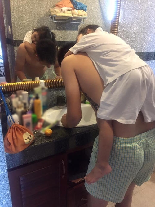 Sao Việt 24h qua: Hình ảnh chân thực của ông xã Ốc Thanh Vân bên con gái vào ngày mới - 2