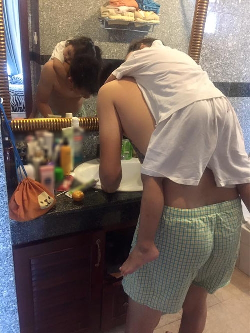 Sao Việt 24h qua: Hình ảnh chân thực của ông xã Ốc Thanh Vân bên con gái vào ngày mới - 1