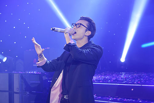 Mỹ Tâm, Trang Pháp cùng amp;#34;đọamp;#34; vẻ sexy, đua nhau chụp ảnh tự sướng - 10