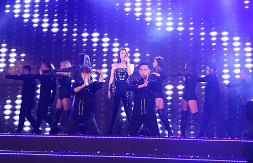 Mỹ Tâm, Trang Pháp cùng amp;#34;đọamp;#34; vẻ sexy, đua nhau chụp ảnh tự sướng - 4