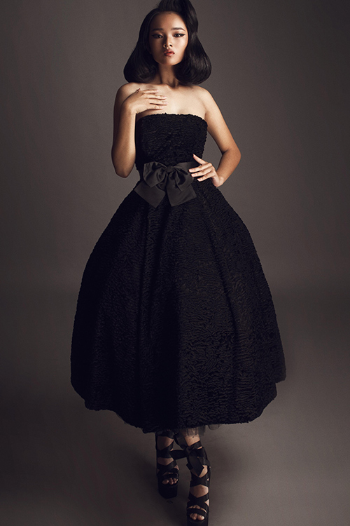 Người mẫu 14 tuổi hứa hẹn tỏa sáng trên sàn diễn thời trang đẳng cấp - 1