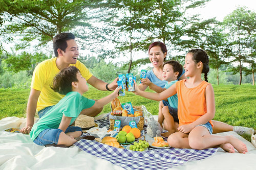 Những khoảnh khắc năng động đáng yêu của gia đình Phan Anh - 5