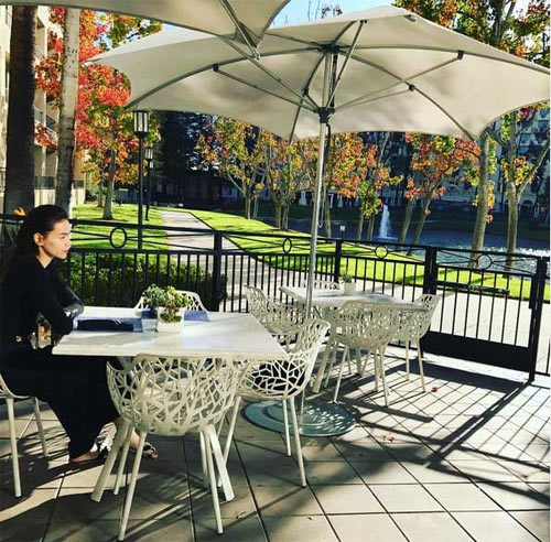 Sao Việt 24h qua: Với Phan Hiển, lúc nào Khánh Thi cũng là quot;nữ hoàngquot;! - 16