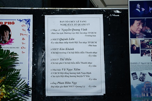 Thành Lộc, Ái Phương, Ánh Tuyết lặng đi trước linh cữu ca sĩ Quang Lý - 19