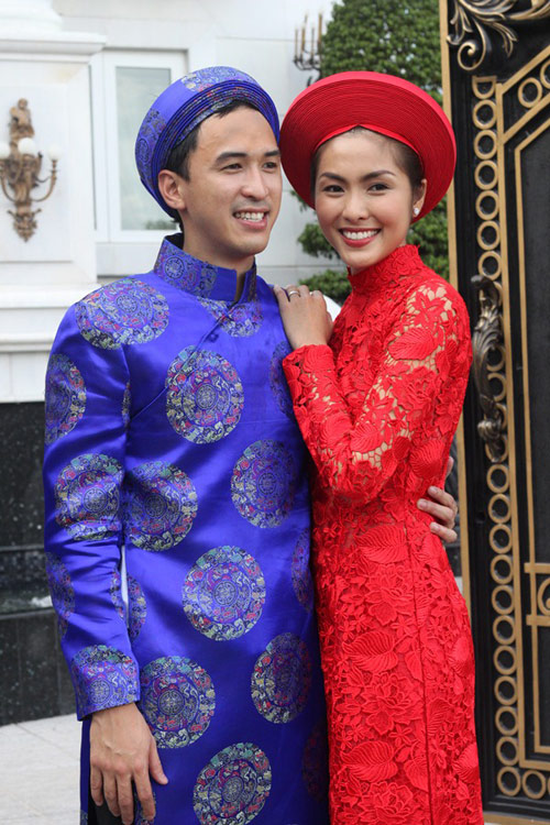 Áo dài đỏ ngày ăn hỏi khiến người ta phải nhớ mãi của sao Việt - 3