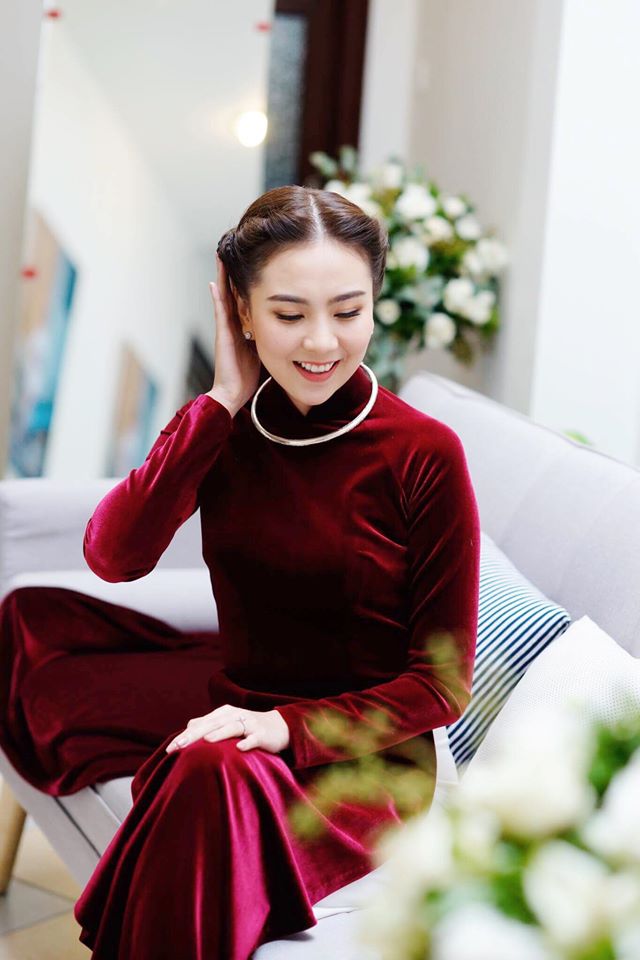 Top 9 kiểu áo dài bà sui sang trọng, nổi bật nhất 2022 l Namtay | Nắmtay.vn