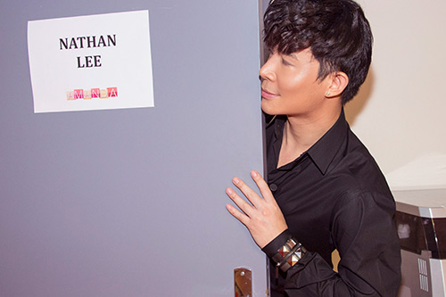 Nathan Lee được chào đón nhiệt tình khi về Pháp trả lời phỏng vấn - 4