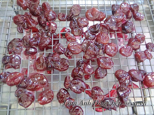 Cách làm mứt nho dẻo tuyệt ngon đón Tết - 6