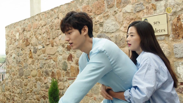 amp;#34;Chị người cáamp;#34; Jeon Ji Hyun cát-xê trăm tỷ nhờ phim amp;#34;Huyền thoại biển xanhamp;#34; - 2