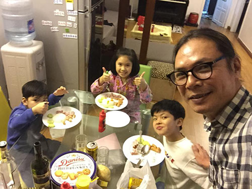 Ngắm 3 nhóc tì lém lỉnh, giống bố như đúc nhà đạo diễn Trần Lực - 7