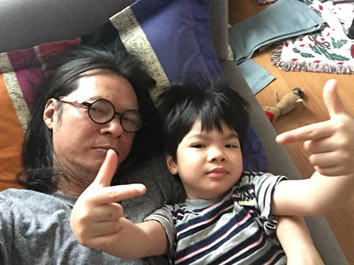 Ngắm 3 nhóc tì lém lỉnh, giống bố như đúc nhà đạo diễn Trần Lực - 9