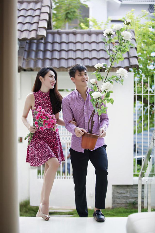 Công Vinh - Thủy Tiên: Cặp đôi đi đến đâu hàng hiệu xuất hiện đến đó - 8