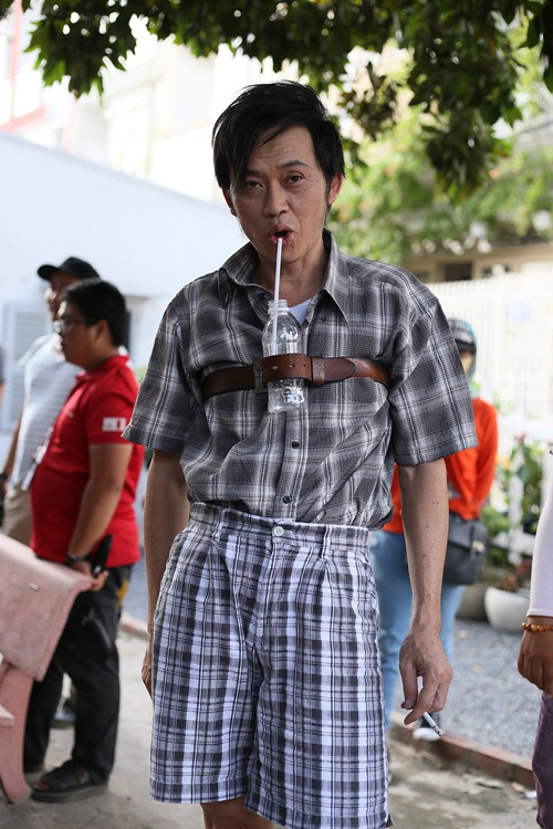 Hot girl Khả Ngân 1 mình amp;#34;giăng bẫyamp;#34; 4 đại gia - 6