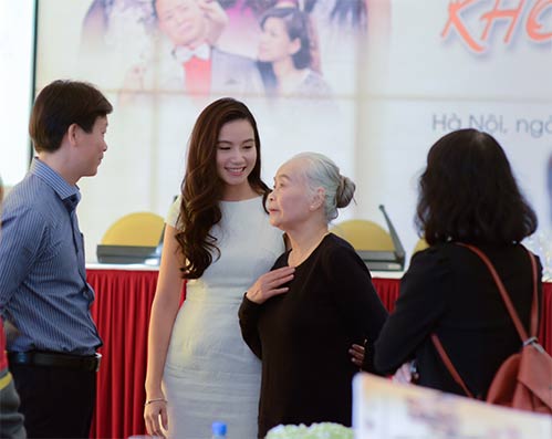 Lương Giang trở lại màn ảnh nhỏ với “Ngự lâm không kiếm” - 4