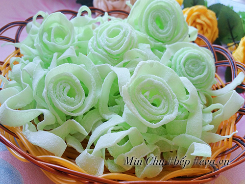 Mứt dừa vị lá dứa thơm ngon, đẹp mắt - 8