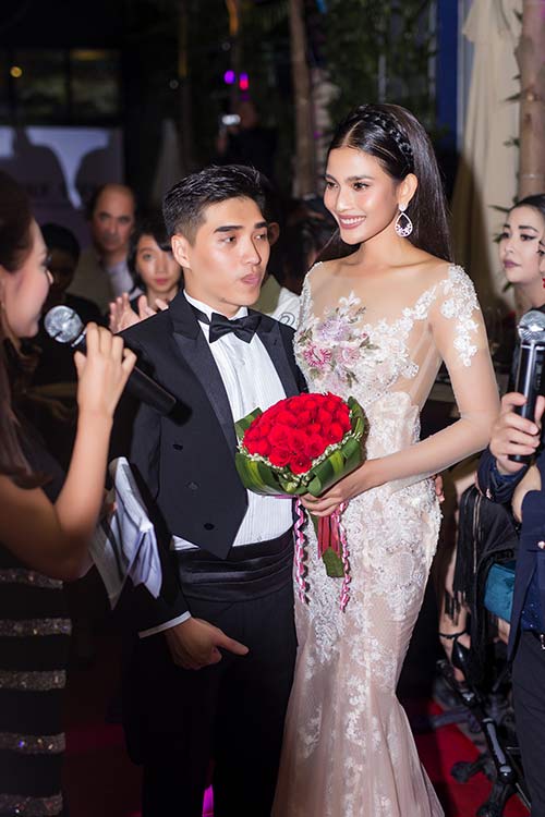 Á hậu Trương Thị May thu hút mọi sự chú ý vì bất ngờ gợi cảm amp;#34;khó cưỡngamp;#34; - 7