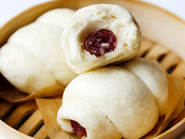 Bánh bao nhân lạp xưởng lạ miệng mà ngon - 6