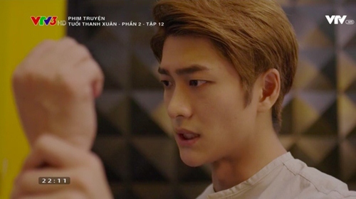 Tuổi thanh xuân 2: Mạnh Trường nắm tay kéo Nhã Phương đi trước mặt Kang Tae Oh - 12